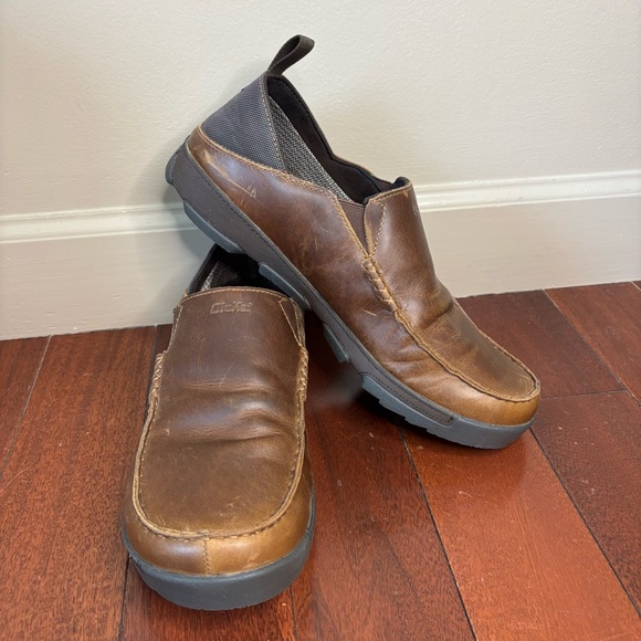OluKai Other - OluKai sz 12 Na’i WP Leather Slip On Waterproof Drop Heel Loafers Brown